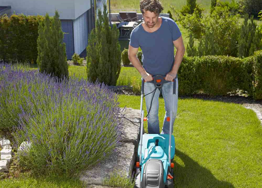 Gardena Elektro-Rasenmäher PowerMax 1200/32 mit 30 l Fangkorb